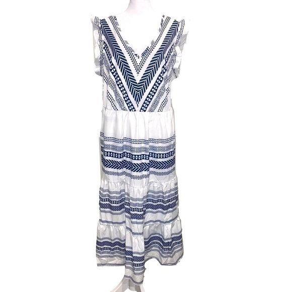 BloomChic Dresses & Skirts - NEW WT - BloomChic Blue Multicolored Maxi Dress with Pockets Size 1X (14-16)